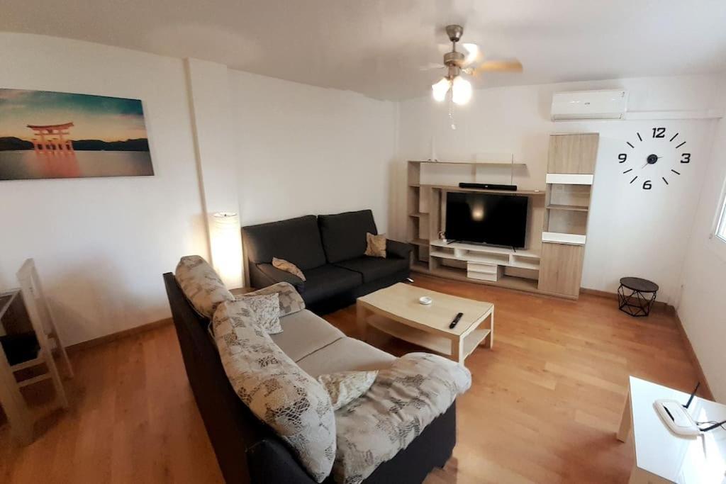 2F, Aire Acondic, 80M2, 2 Dormitorios, 4 Huespedes, Wifi Gratis La Línea de la Concepción Exterior foto
